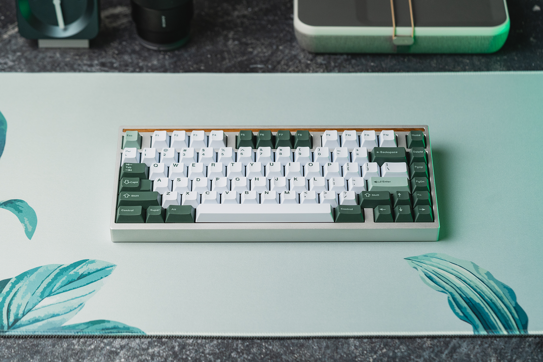 Gmk Botanical 2 (cyl) – Omnitype®