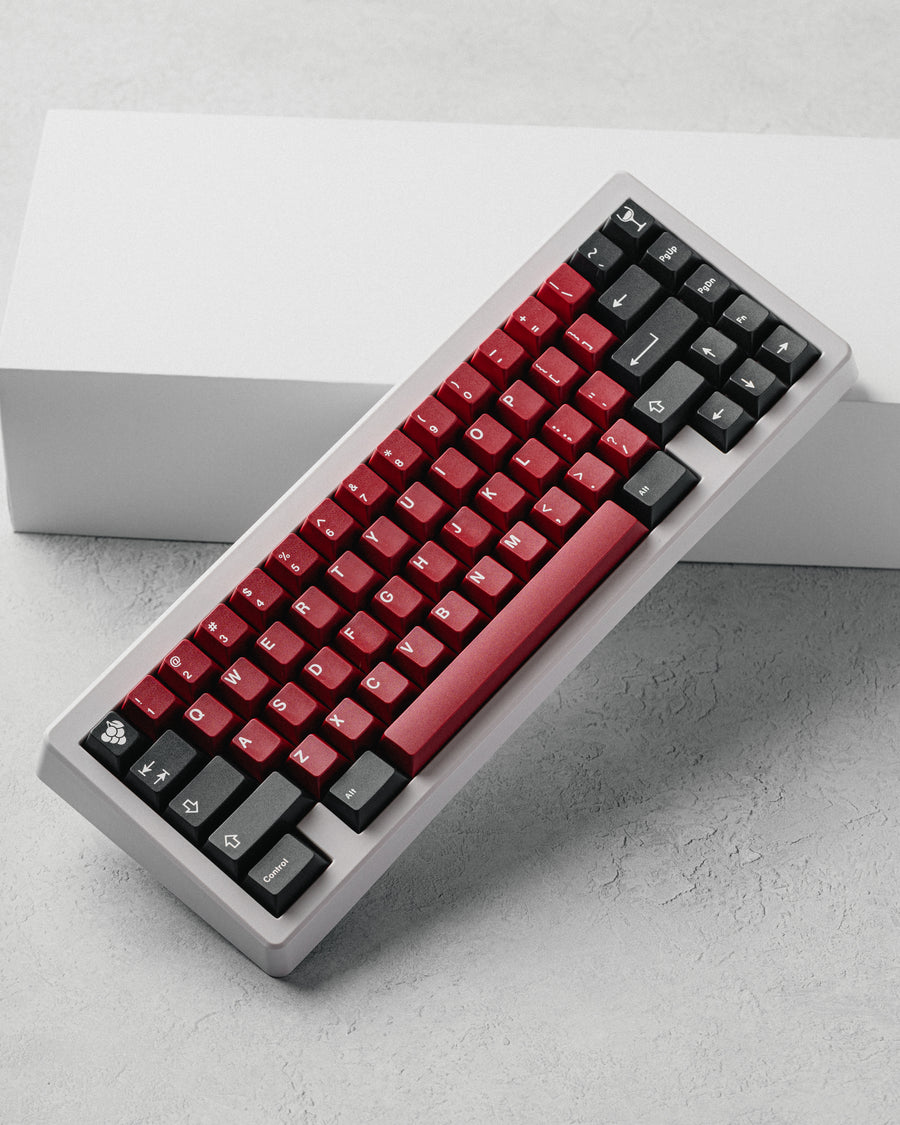 GMK Burgundy (CYL)
