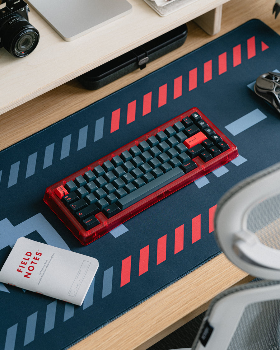 レッドマッド Redline® Deskpad – Omnitype®