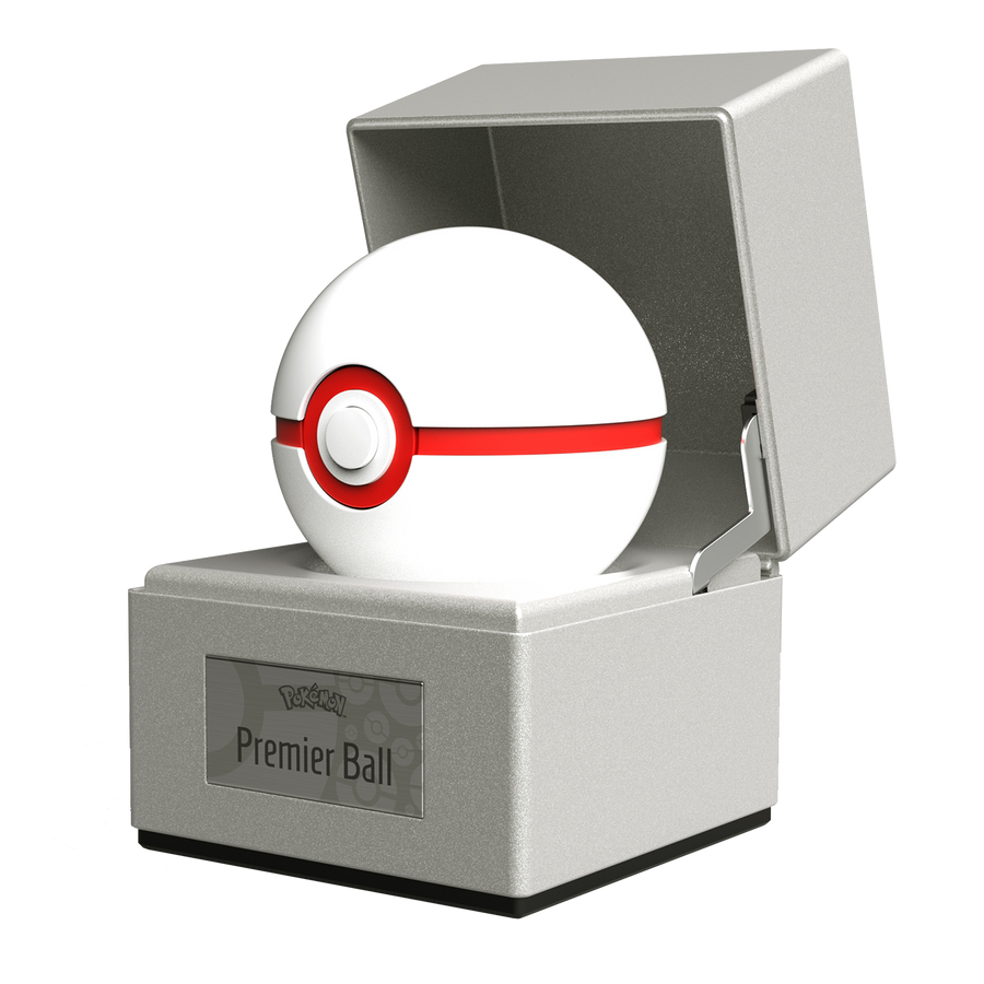 Pokemon Light-Up Die-Cast Quick Ball Replica